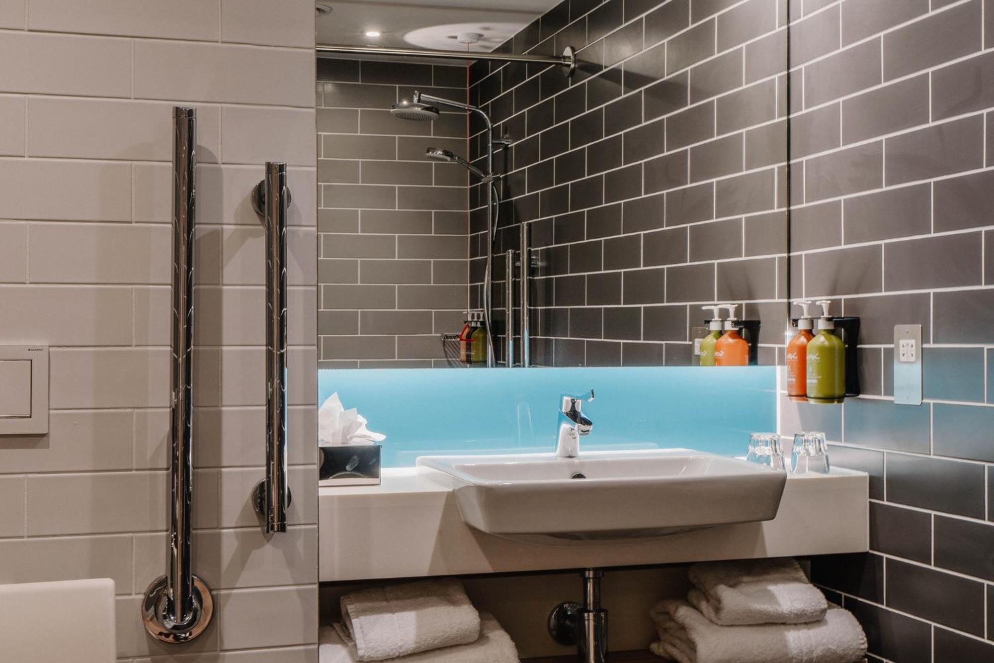 Holiday Inn Express Liverpool - Central By Ihg 外观 照片